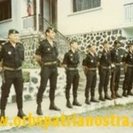Comores 78 - Cadres GP tenue noire Comores 78 - Cadres GP tenue noire