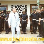 Comores 78 - Le Colonel passe la GP en revue Comores 78 - Le Colonel passe la GP en revue