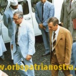 Comores 78 - le Colonel en VRP avec une delegation commerciale Comores 78 - le Colonel en VRP avec une delegation commerciale