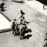 Congo 1965 Paulis devant le QG -Martin chef des Mortiers en short
